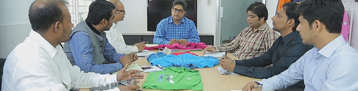 akh-Merchandising-2.jpg